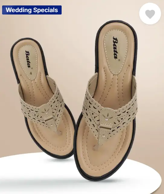 Bata  Women WINTER Flats Sandal  (Beige)