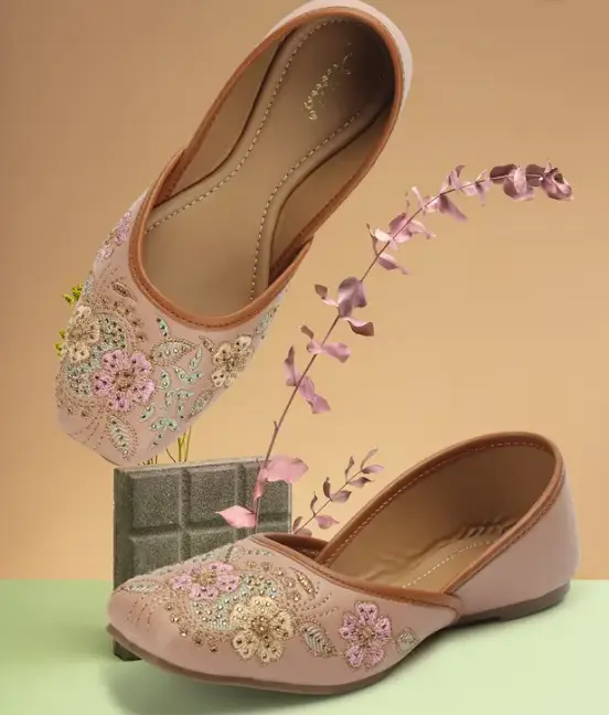 albela  Ethnnic Embroidred Juti And Mojari Jutis For Women